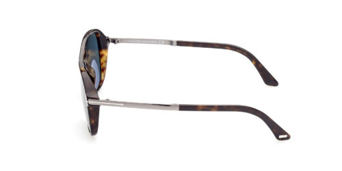 Tom Ford: El arquitecto del glamour moderno - gafas de sol